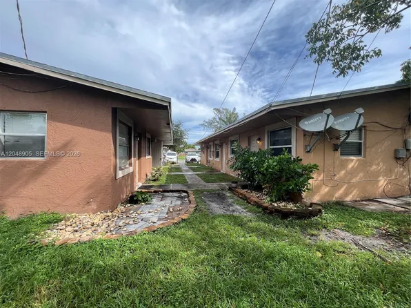 3028 NW 2nd St, Pompano Beach, FL 33069