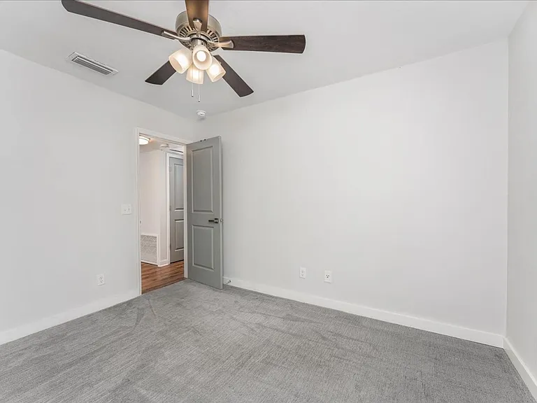 1707 Hall Dr — Photo 22