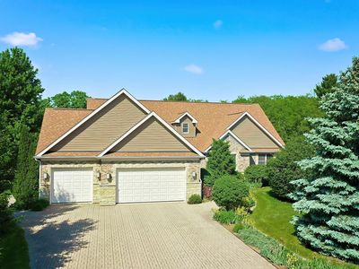 6712 Burning Tree Cir, McHenry, IL, 60050