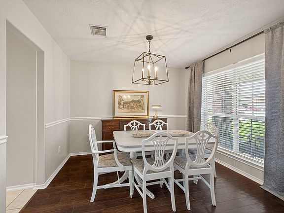 5th image of 24539 Tribeca Ln