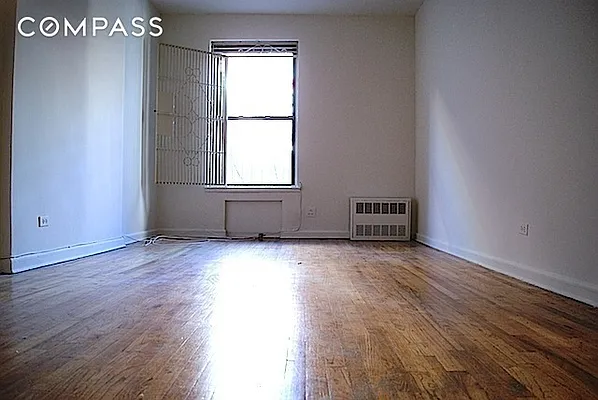 Rented by Compass | media 22