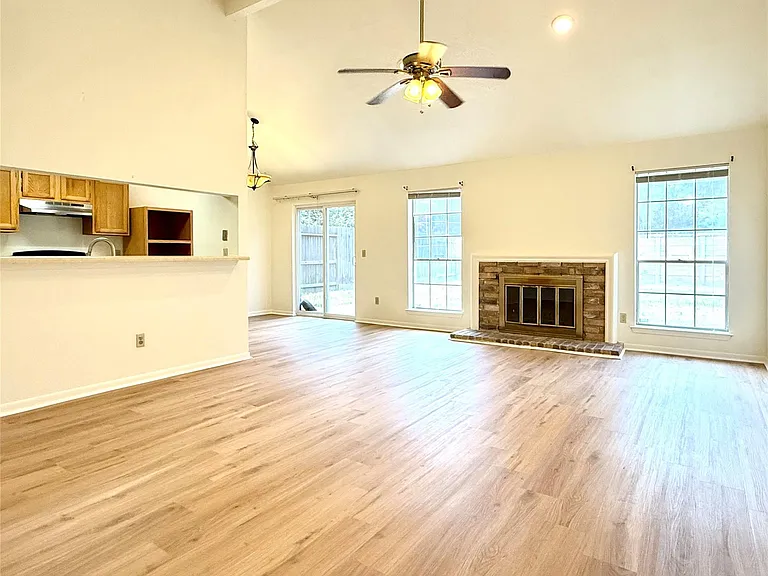 9631 Secretariat Dr — Photo 4