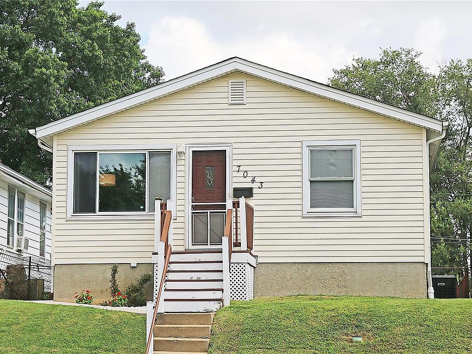 1st image of 7043 Lansdowne Ave