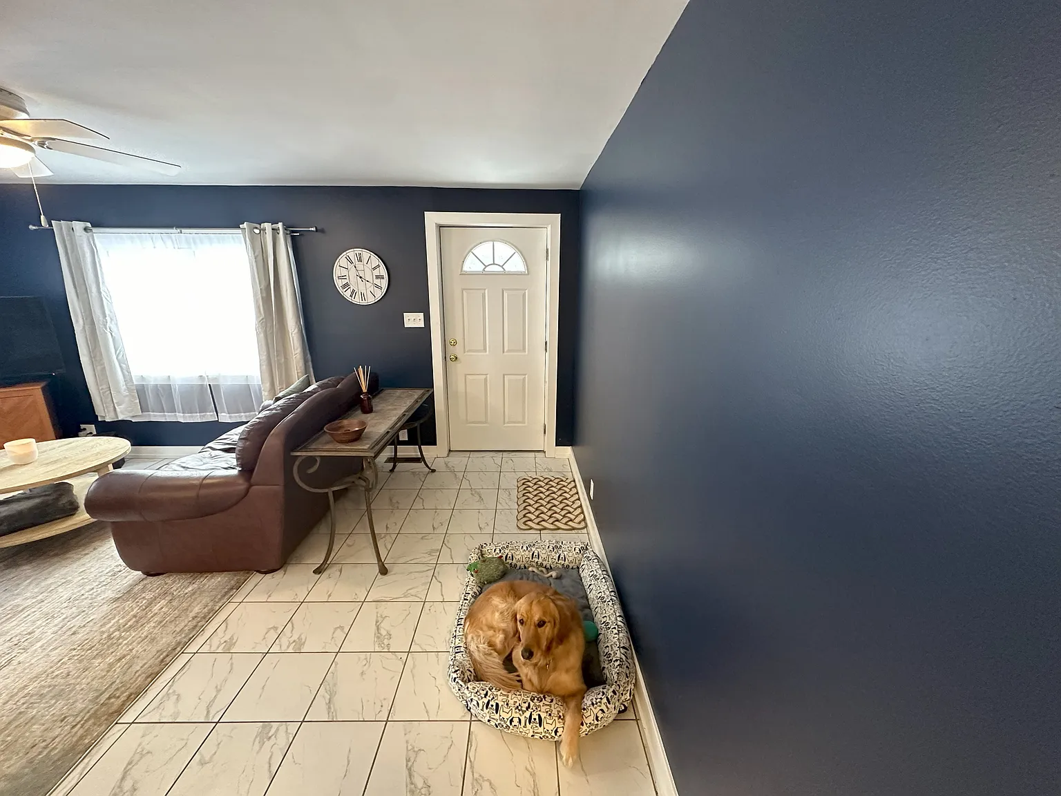 3 bed, 852 sqft, $2,000 — Photo 3