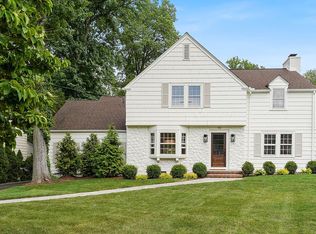 98 Larned Rd, Summit, NJ 07901