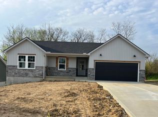 122 Sheffield Dr, Dry Ridge, KY 41035