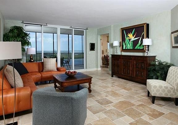 2nd image of 1060 Borghese Ln APT 1906
