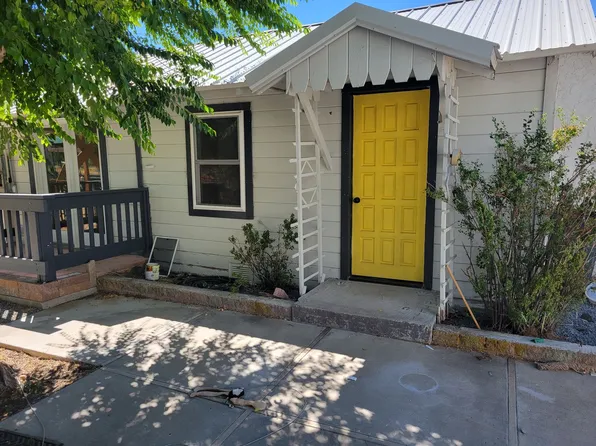 1315 W 4th St, Alturas, CA 96101