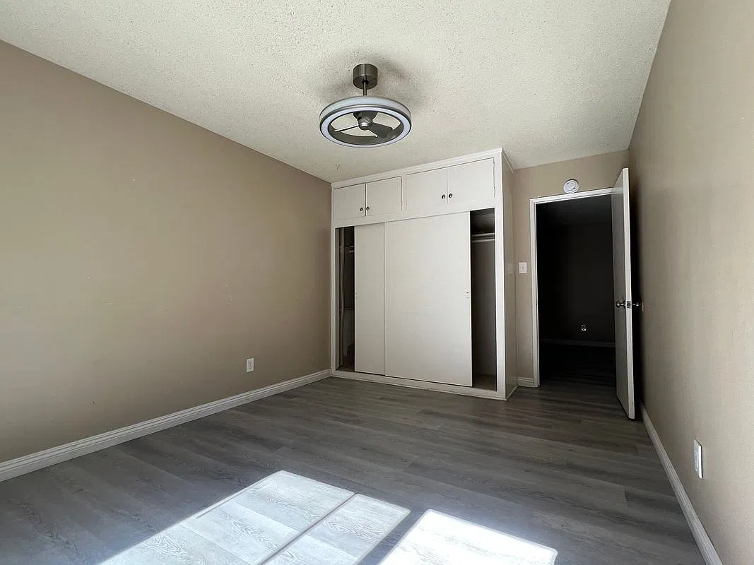 1 bed, 1.0 bath, 600 sqft, $2,395 — Photo 2