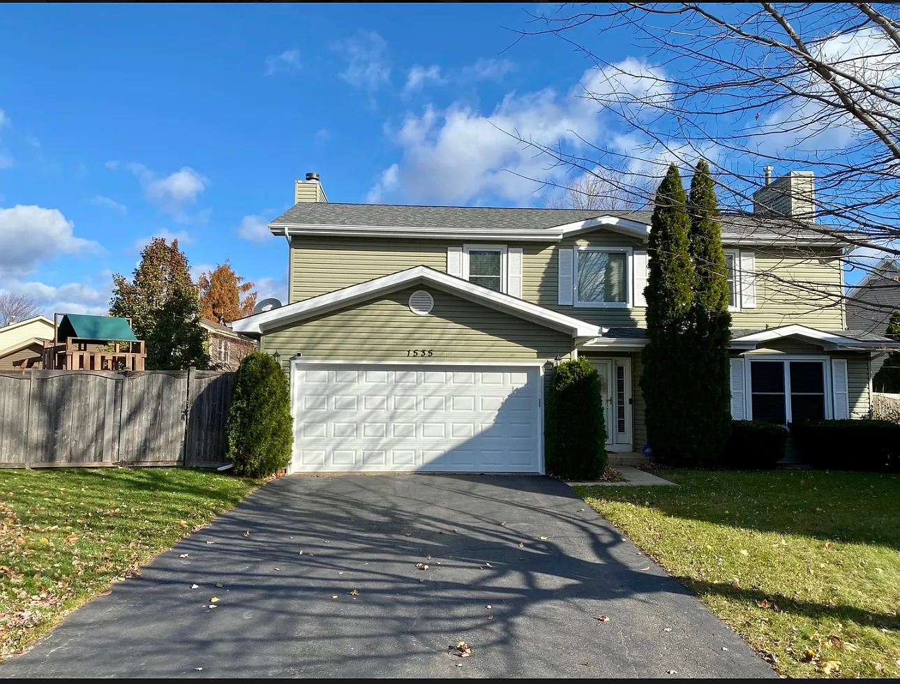 1535 Yew Ct photo 1