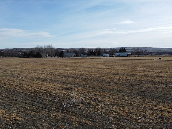 2nd image of 615 Clarks River Rd