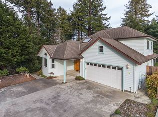 6155 Marge Ct, Eureka, CA 95503