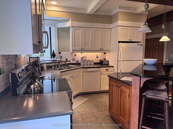 4th image of 1020 Birch Glen Rd #1-OAK