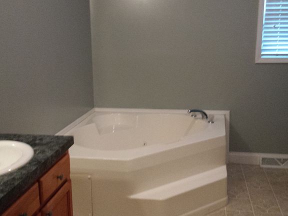 5th image of 155 Pond St