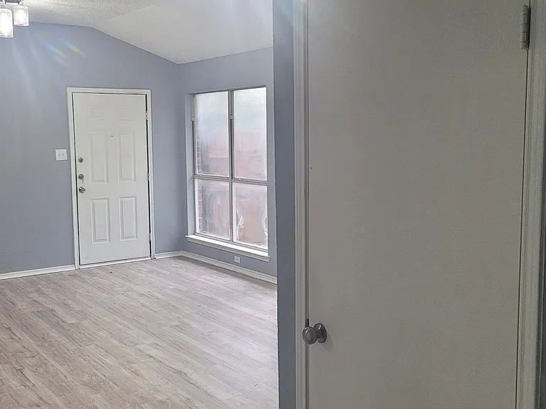 4517 Ebbtide Ct — Photo 11
