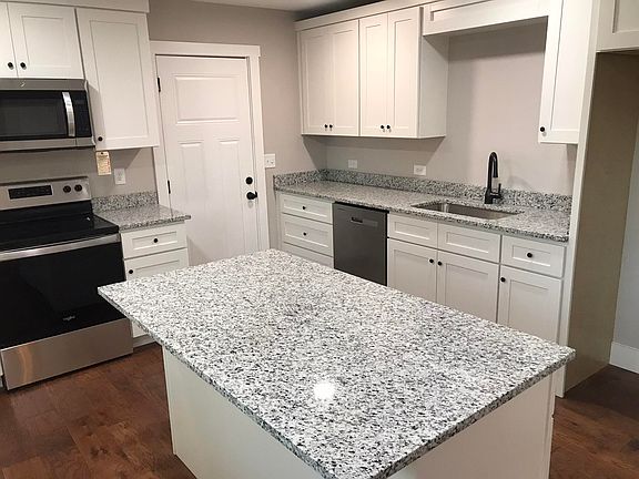 2nd image of 6016 Brandywine Ln