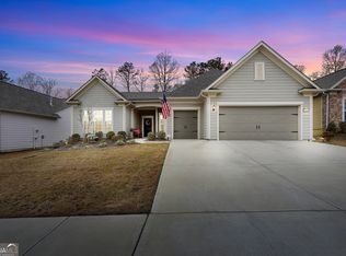 553 Hornbeam Dr, Griffin, GA 30223