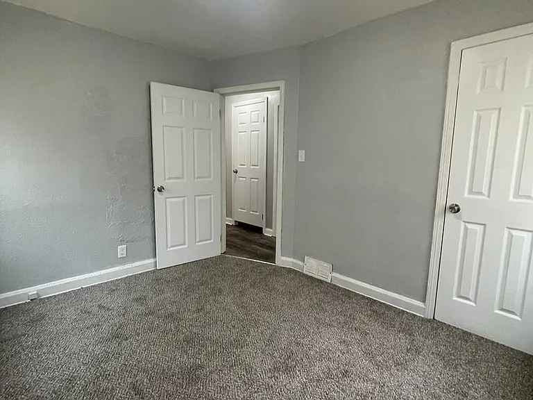 5751 Nottingham Rd — Photo 9