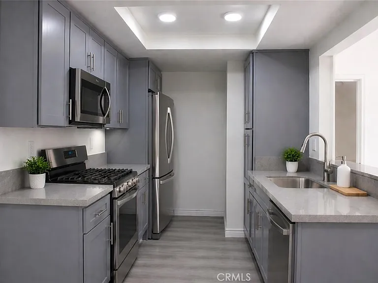 260 E Beverly Blvd #C — Photo 4