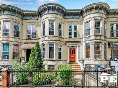 932 52nd St, Brooklyn, NY, 11219
