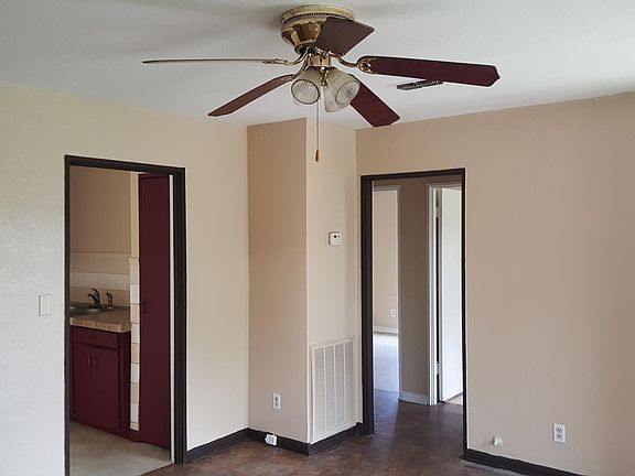 4th image of 1677 Harvard Ave
