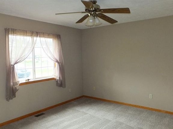 5th image of 5094 S Colonial Dr