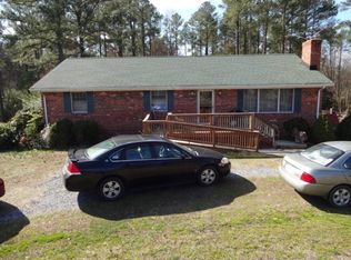 11 Level Blvd, Warsaw, VA 22572