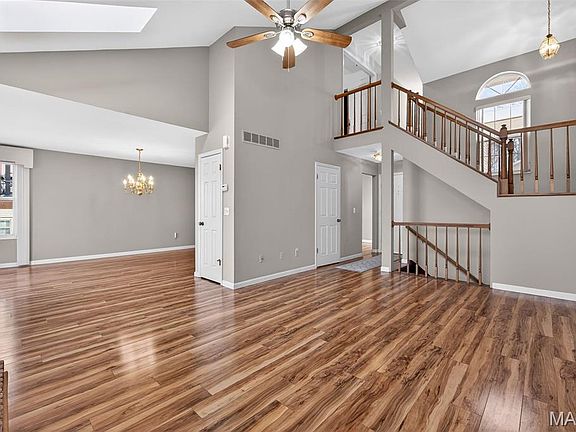 4th image of 12725 Bennington Common Ln