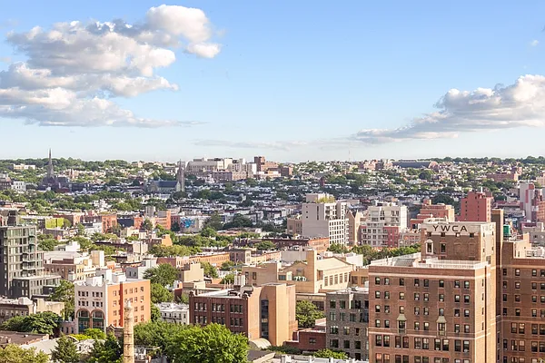 Rented by Greystar | media 23