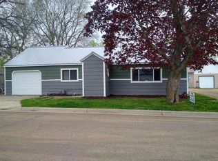 101 W 3rd St, Hartford, SD 57033
