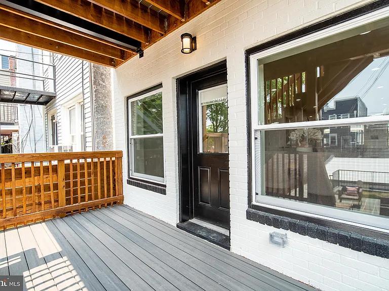 520 Irving St NW — Photo 45