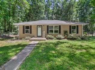 32 Pittman Dr, Whitesburg, GA 30185