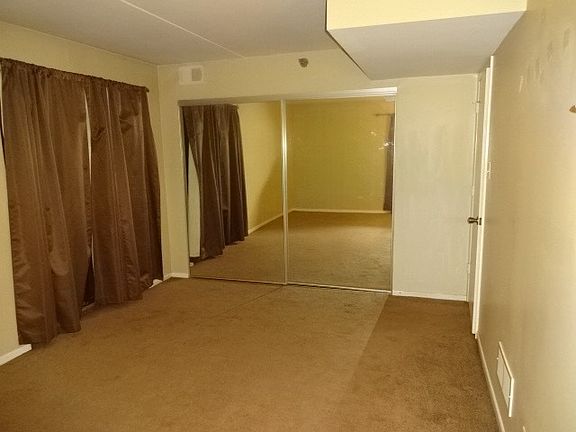 3rd image of 6020 Lake Bluff Dr Unit 101
