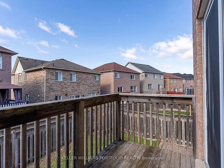 99 Dells Cres — Photo 47