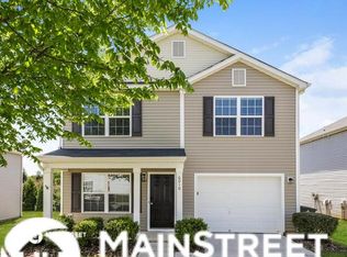 6010 Odenton Ln, Pfafftown, NC 27040