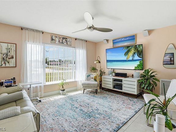 5th image of 401 E Jasmine Rd