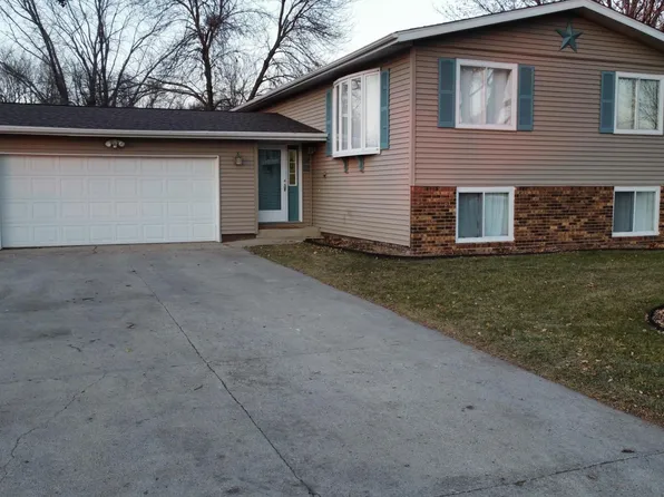 13 Thomas St, Morris, MN 56267