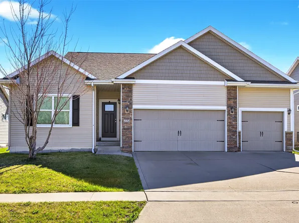 434 S 82nd St, West Des Moines, IA 50266