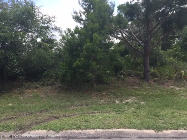 6347 Columbus Blvd, Sebring, FL 33872