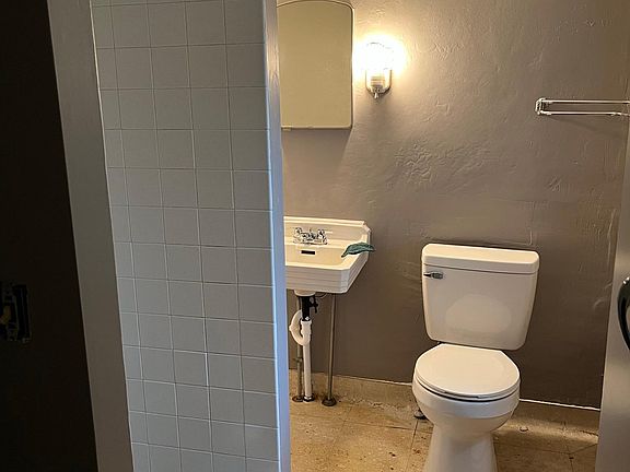 4th image of 12 White St #3