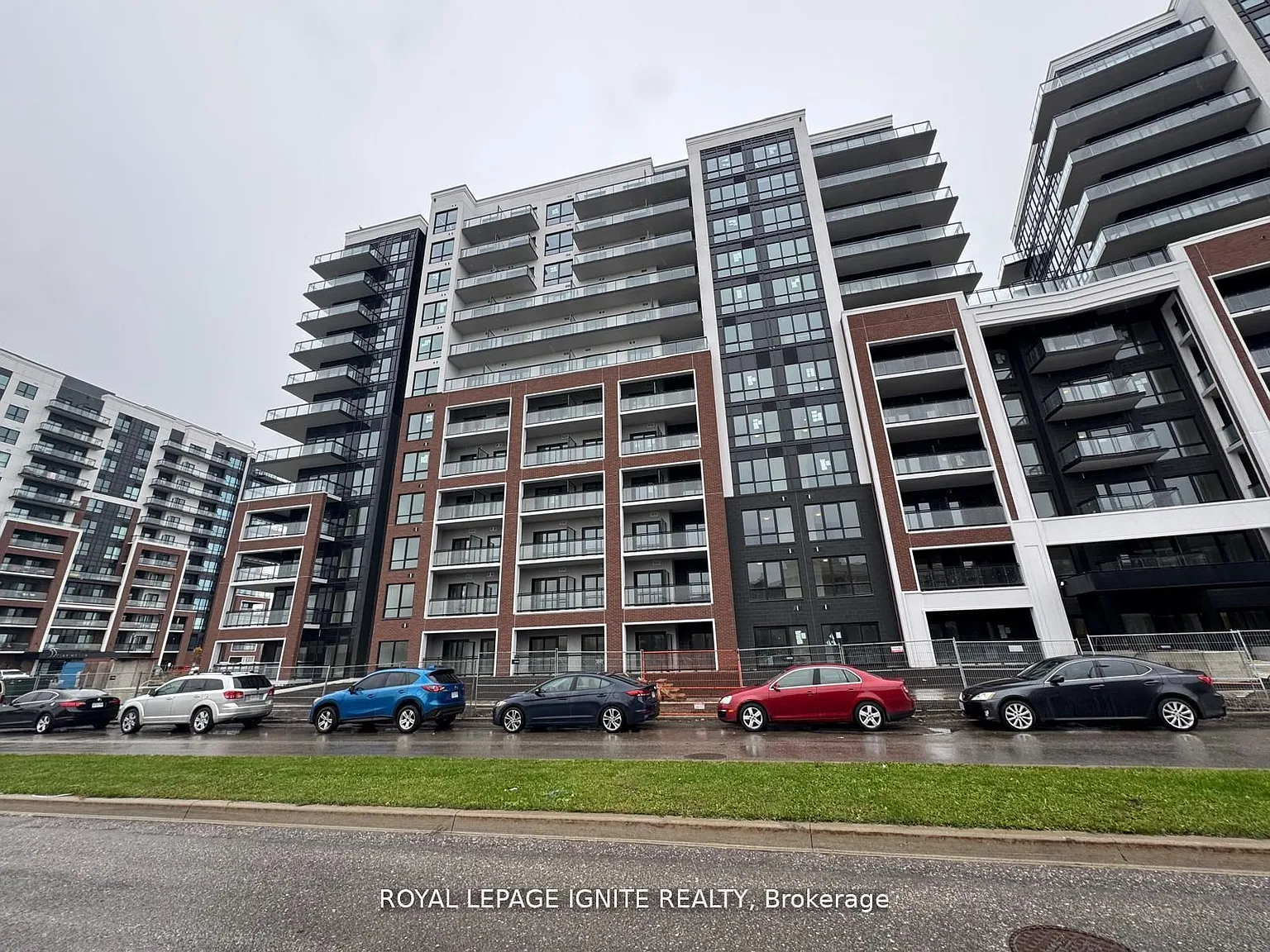 3 bed, $2,900 — Photo 2