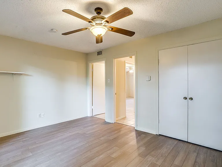 127 Allencrest Dr — Photo 20