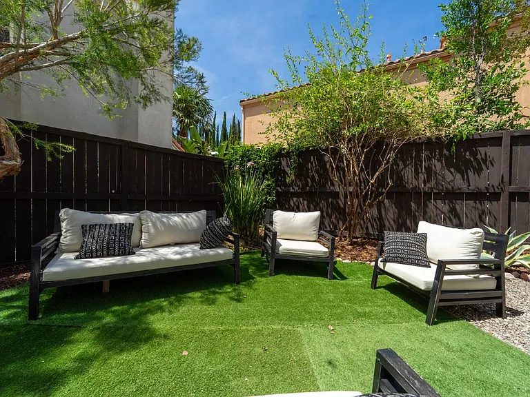 4365 Oak Glen St — Photo 25