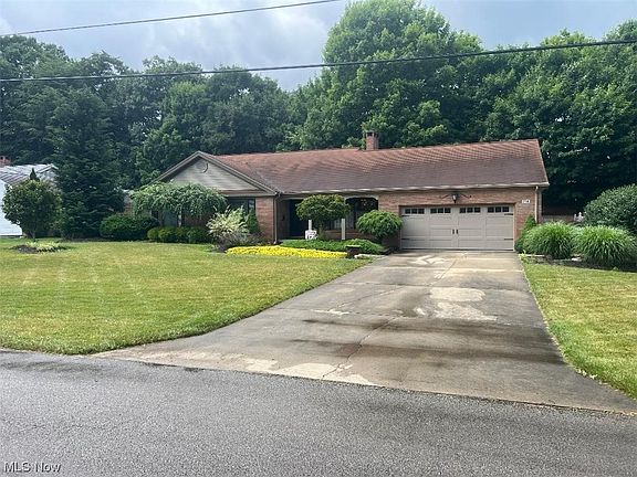 2nd image of 258 Manor Dr