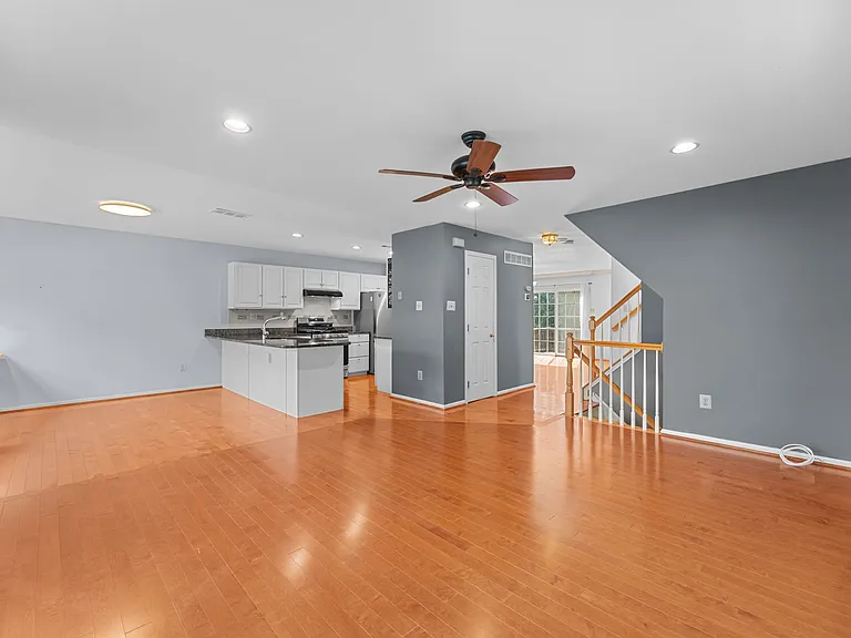 living room to kitchen and breakfast area