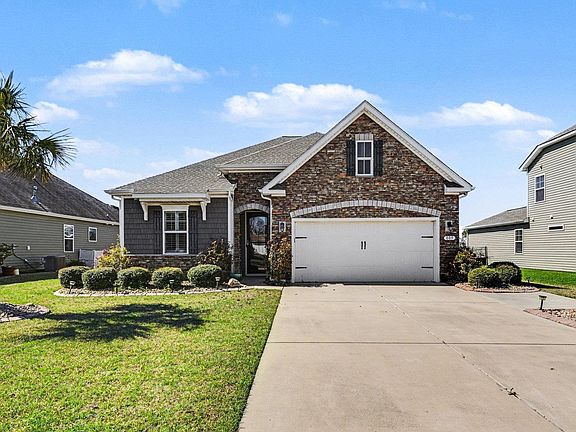 2nd image of 809 Atlantic Commons Dr.