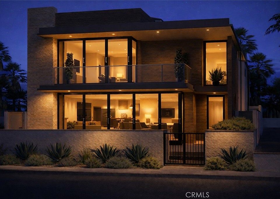 1st image of 310 Marigold Ave