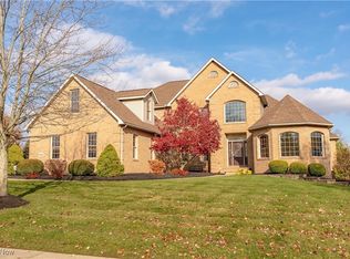 8568 Mackenzie Ave NW, North Canton, OH 44720