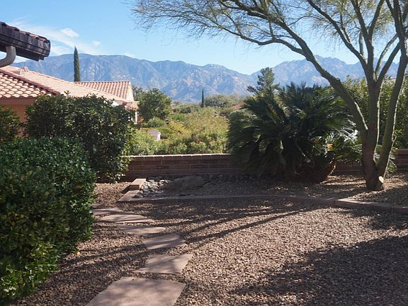 4th image of 1000 E Desert Glen Dr