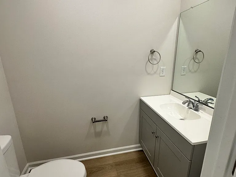 125 Windsor Pines Way #B — Photo 8